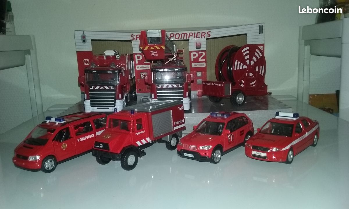 Lot véhicules de pompiers (image 2)