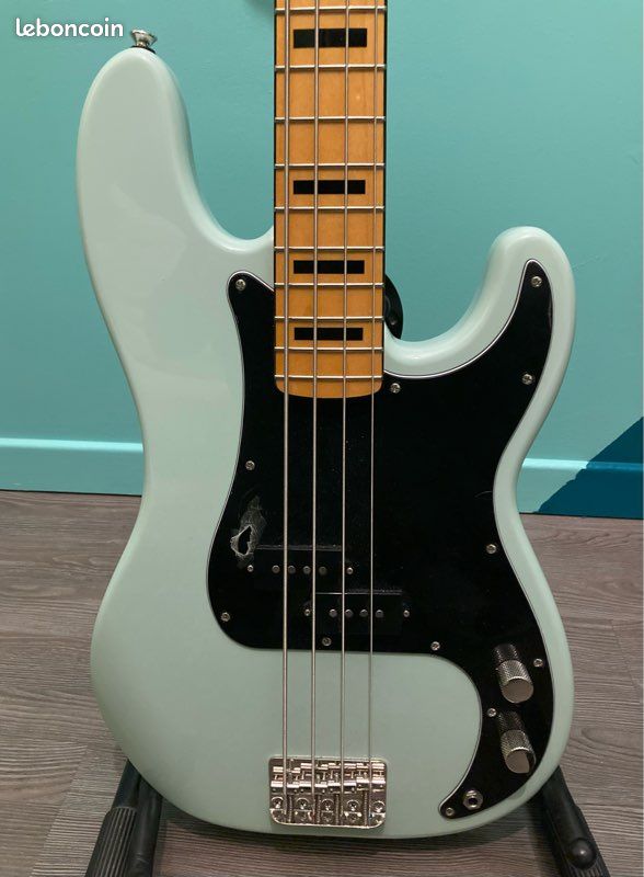 Basse Precision Squier Classic Vibe (image 2)