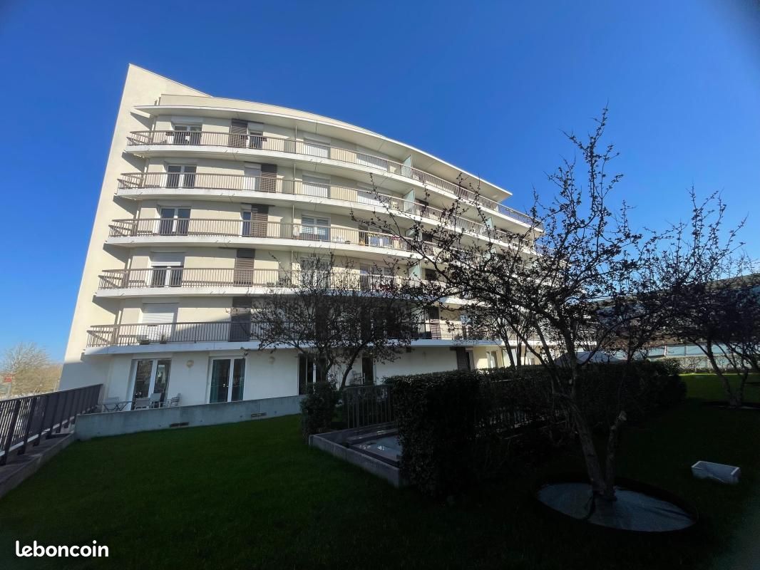 Appartement 3 pièces 74 m² · à Caen · 74 m² · 1 010 €/mois