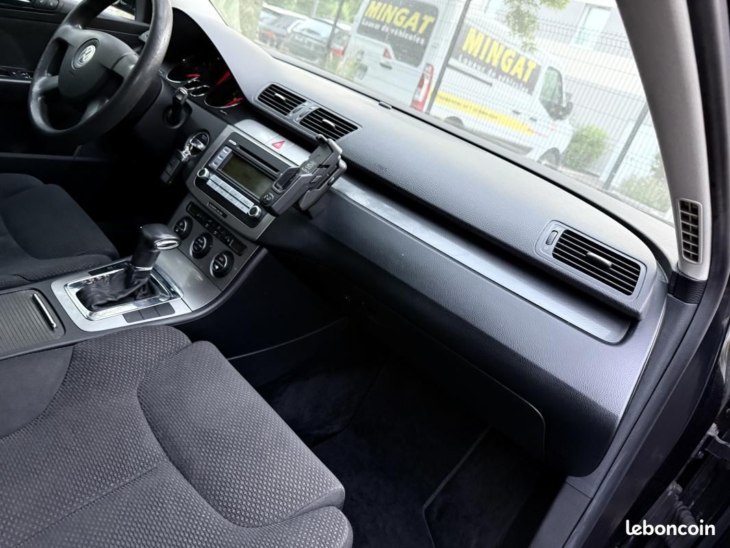 Volkswagen Passat 1.6 FSI 16V 115Cv*Moteur à Chaine*Véhicule Sous Garantie*Ct Révision Entretien ... (image 28)