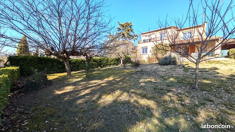 Maison 160m² T6/7