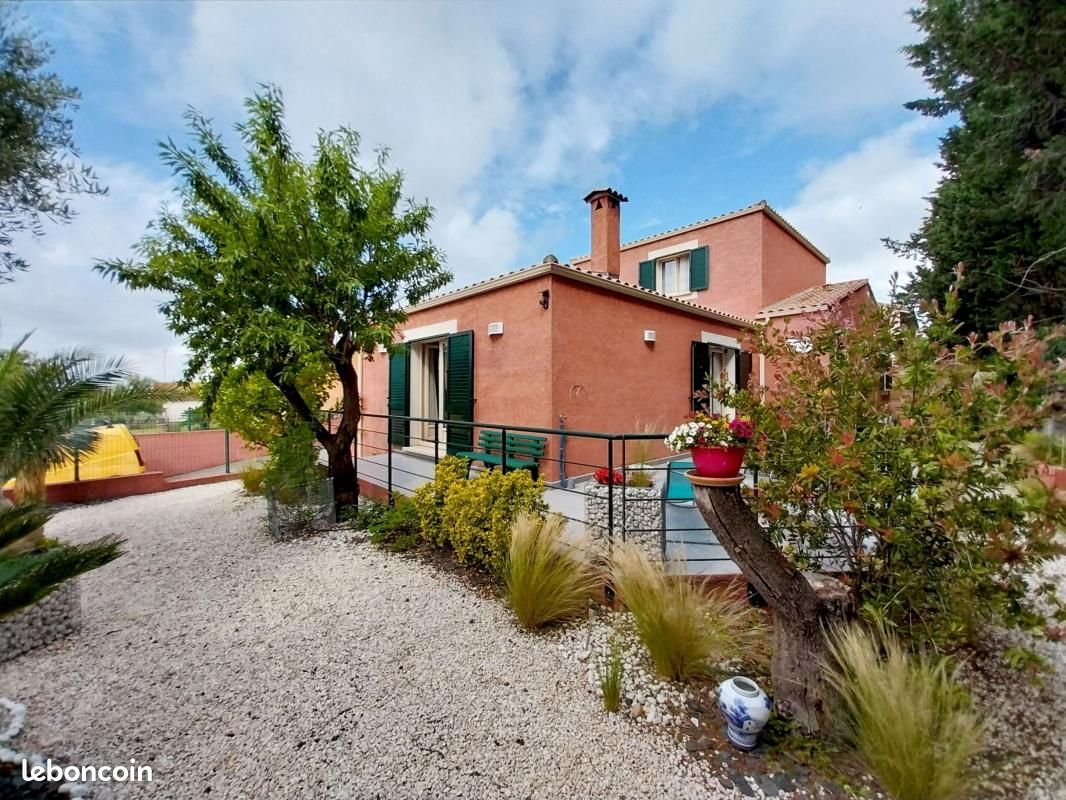 Maison 5 pièces 145 m² · à Castelnau-de-Guers · 145 m² · 430 000 €