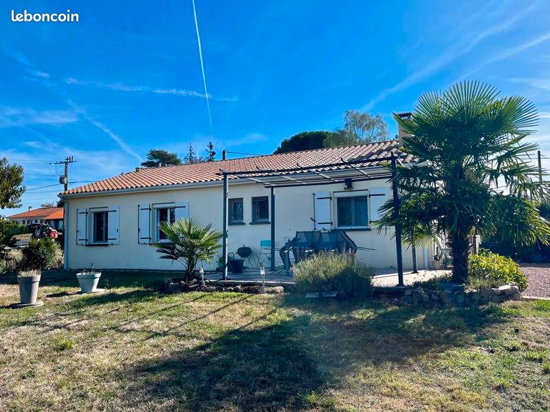 Maison 5 pièces 95 m² · à Chabanais · 95 m² · 187 424 €