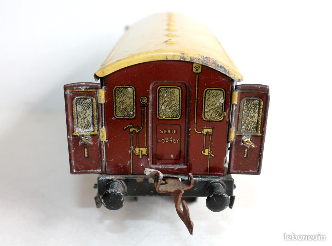 SERIE HORNBY - WAGON VOITURE VOYAGEUR - ECH O - N°402379K - 1e CLASSE A8myfi EST / FERROVIAIRE TRAIN - Collection