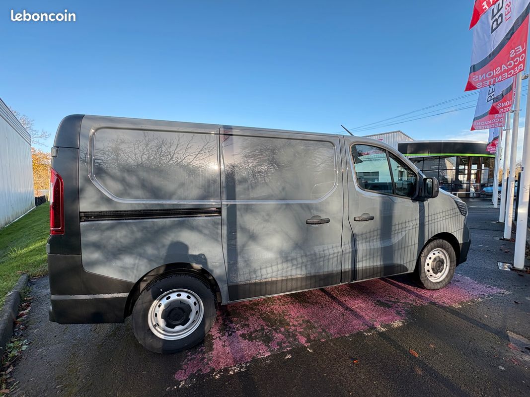 Renault Trafic L1H1 ADVANCE 3T Blue dCi 150ch (image 4)