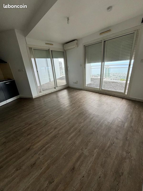 Appartement 1 pièce 23 m² · à Saint-Denis · 23 m² · 650 €