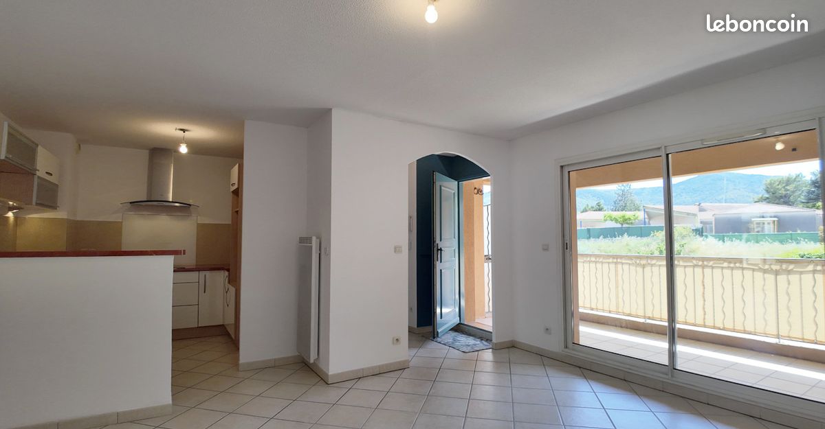Appartement T3 63 m² au 1er et dernier étage. Terrasse. Possibilité garage en sus du prix (image 4)