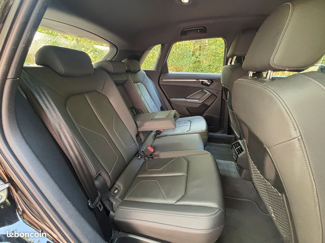 AUDI Q3 40 2.0 TFSI Quattro S Tronic7 190 S-LINE (image 11)