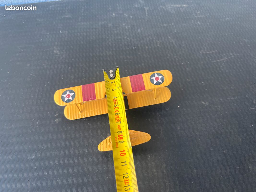 Superbe maquette ancienne d'avion biplan militaire Boeing-Stearman Model 75 (image 6)