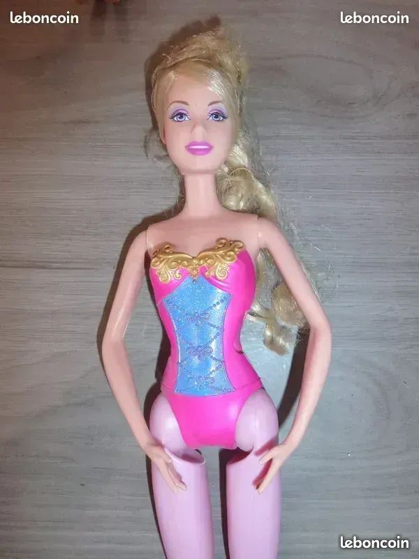 Barbie danseuse Vintage année 1999 prix baissé voir annonce (image 1)