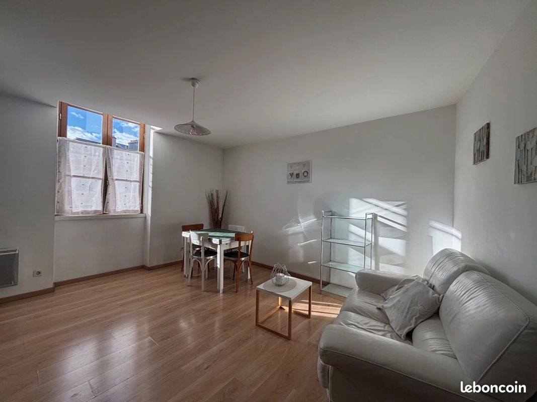 Appartement 2 pièces 34 m² · à Montélimar · 34 m² · 500 €