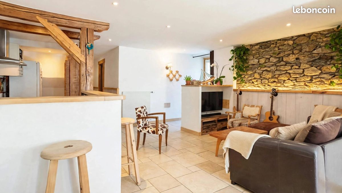 Appartement 4 pièces 88 m² · à Saint-Nicolas-la-Chapelle · 87,7 m² · 296 800 €