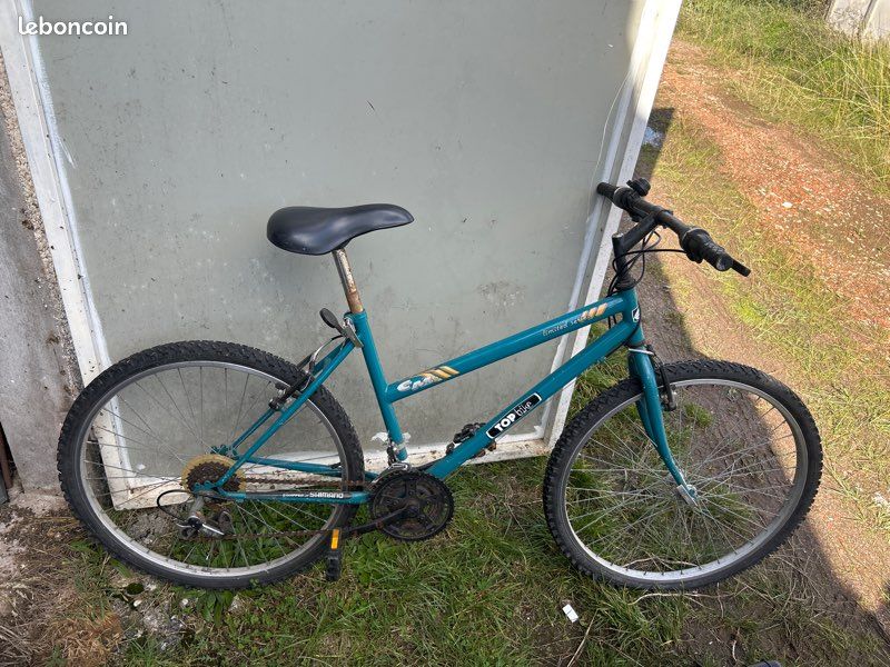 Vélo à remettre en état Vélos