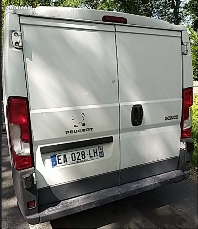 PEUGEOT Boxer 2.2 HDi 110 (image 4)
