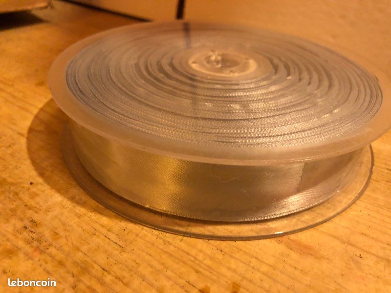 Bolduc satin (image 3)
