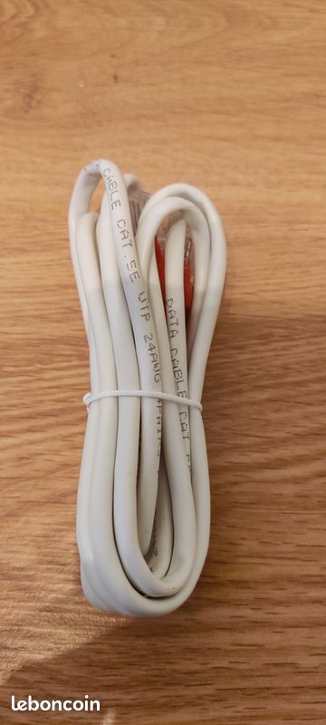 Câble Ethernet RJ45 - Catégorie 5E (image 1)