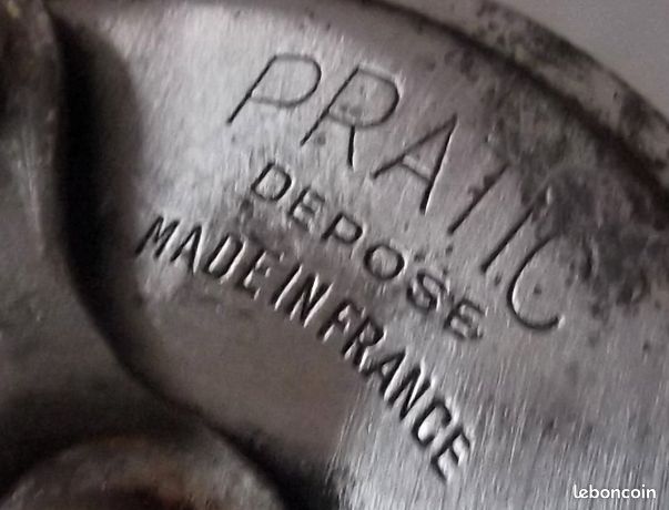 MOULINET DE PÊCHE DE LA MARQUE PRATIC DEPOSE MADE IN FRANCE - VINTAGE