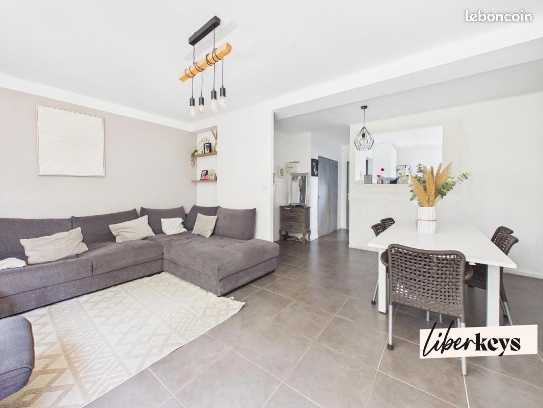 Appartement 4 pièces 85 m² · à Avignon · 85 m² · 135 000 €