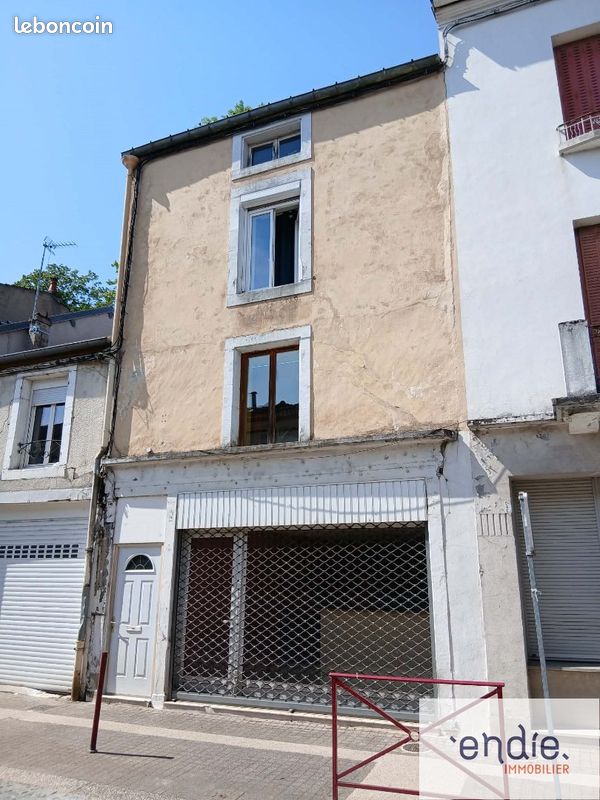 Immeuble 179 m² · à Bourbonne-les-Bains · 179 m² · 60 000 €