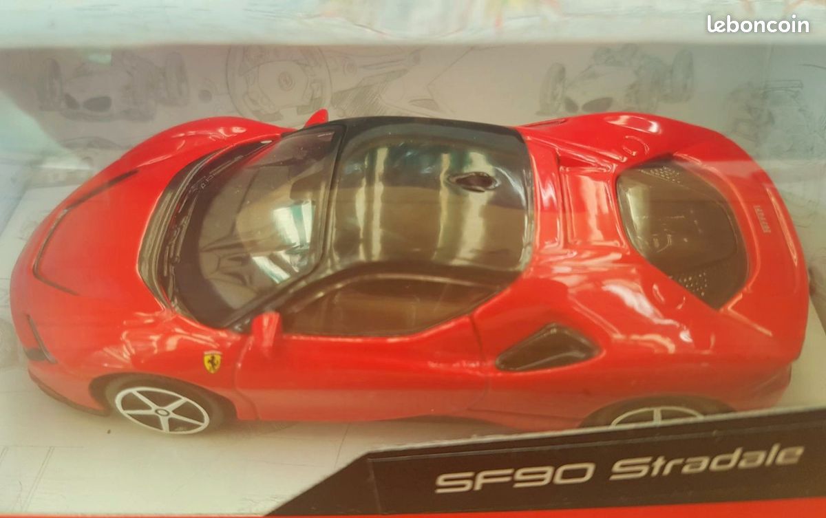 Voiture de collection miniature Ferrari SF90 stradale Collection