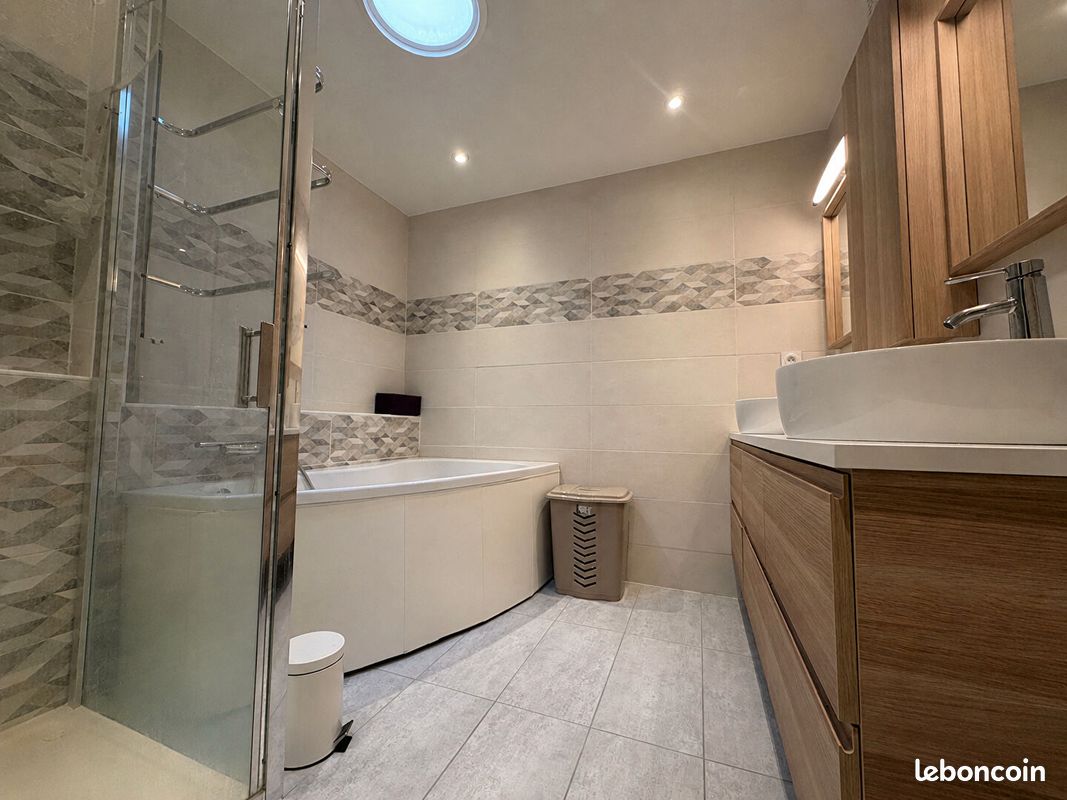 Villa 11 pièces 273 m² (image 10)
