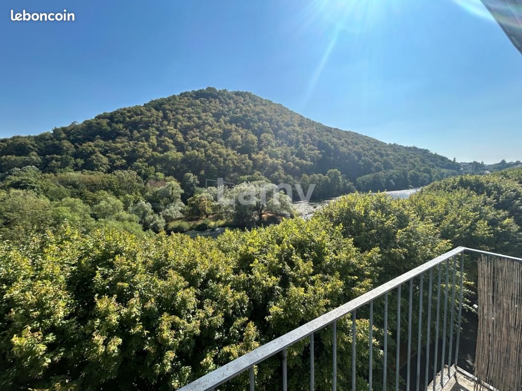 Appartement 2 pièces 37 m² · à Besançon · 37 m² · 740 €