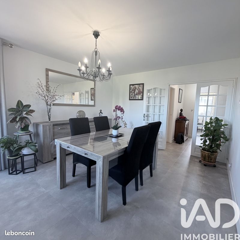Appartement 4 pièces 91 m² · à Marseille · 91 m² · 189 000 €