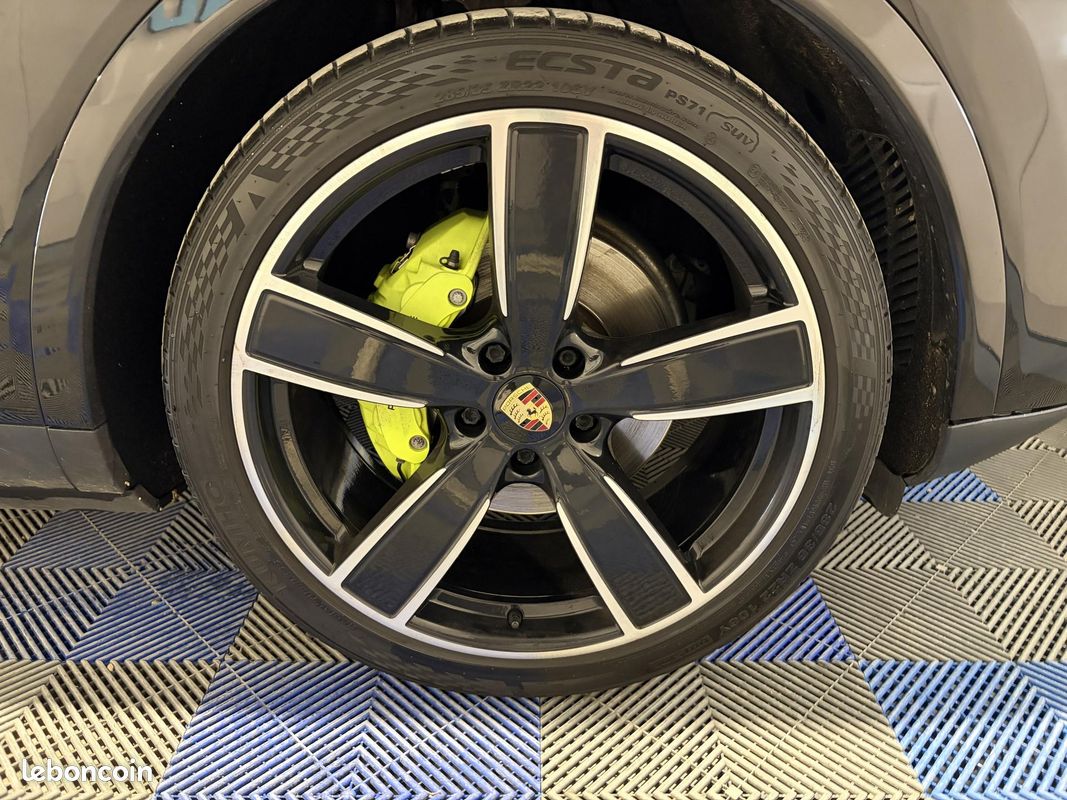 PORSCHE CAYENNE E-Hybrid 3.0 V6 462 ch Tiptronic BVA S (image 17)