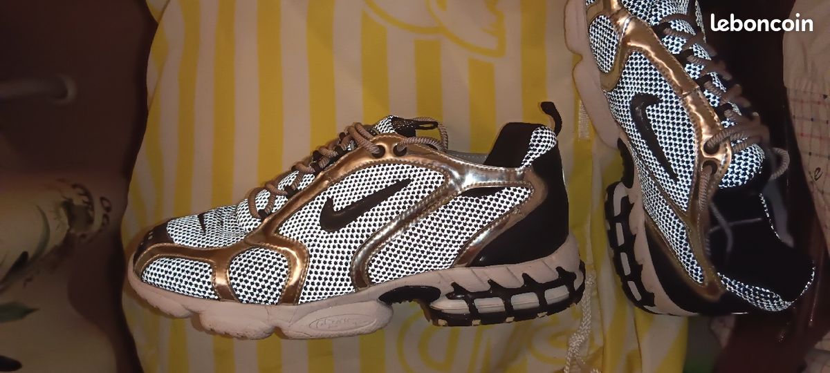 Zoom Spiridon Pas Cher Baskets Noires Homme Nike Air Zoom Spiridon