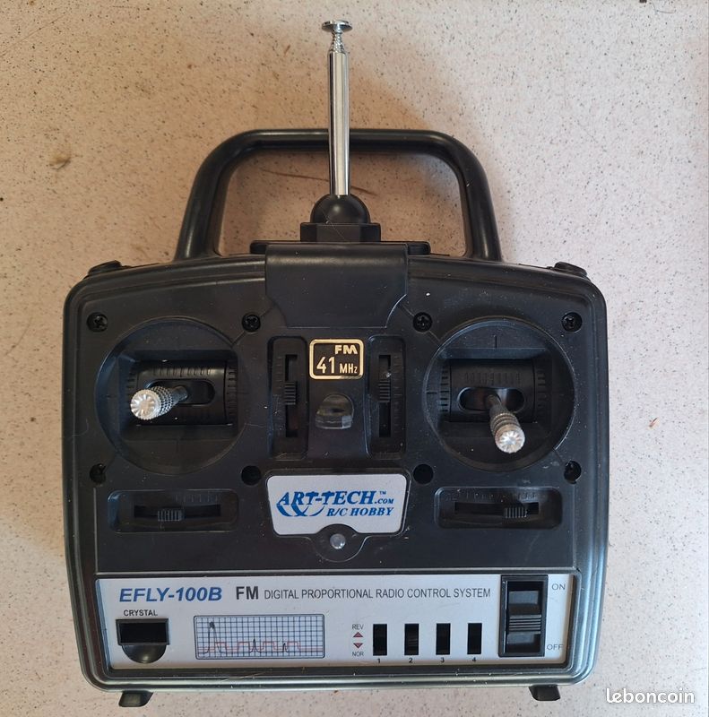 Radiocommande EFLY-100B FM 4 Voies – Pour Modélisme, Occasion, état Fonctionnel