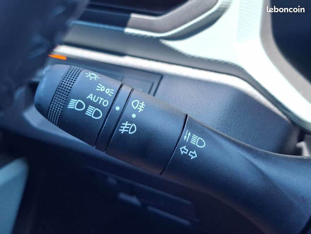 Dacia Duster Hybrid 155 Extreme +camera 360+ surveillance angles morts+ regulateur adaptatif+ vol... (image 19)