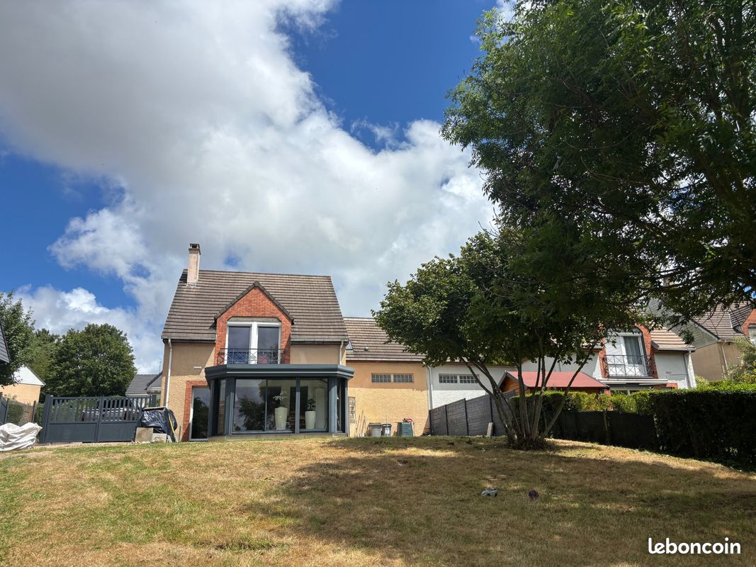 Maison 6 pièces 116 m² · à Eu · 116 m² · 265 000 €