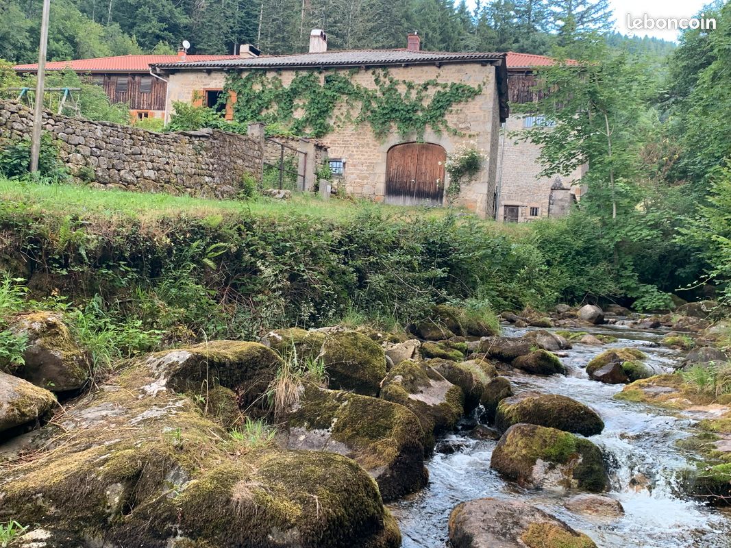 Gîte de charme, au cœur d'un moulin du XVIIème (image 8)