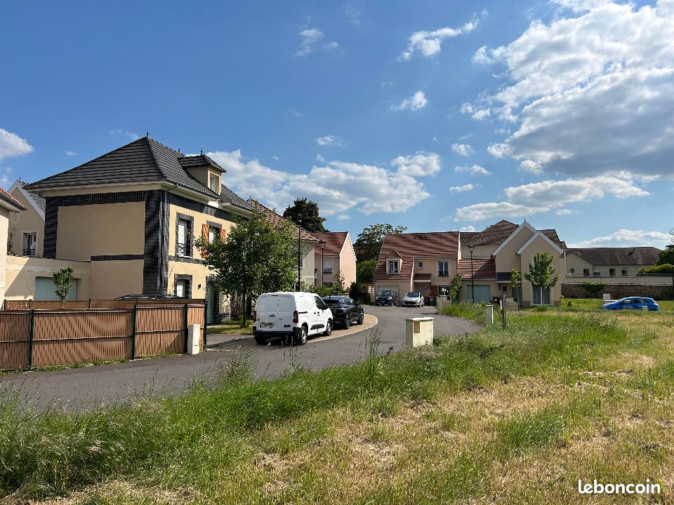 Terrain 611 m² Mezieres En Drouais · à Mézières-en-Drouais · 107 598 €