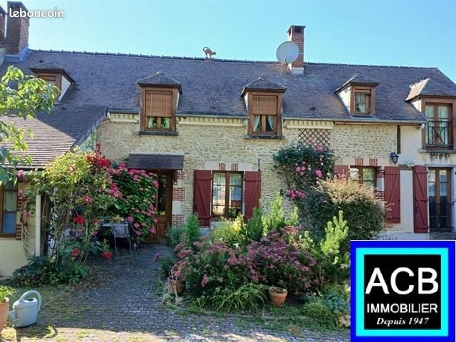 Maison 7 pièces 133 m² · à Abbecourt · 133 m² · 335 000 €