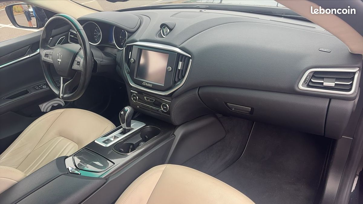 Maserati Ghibli III 3.0 D V6 275 BVA (image 10)