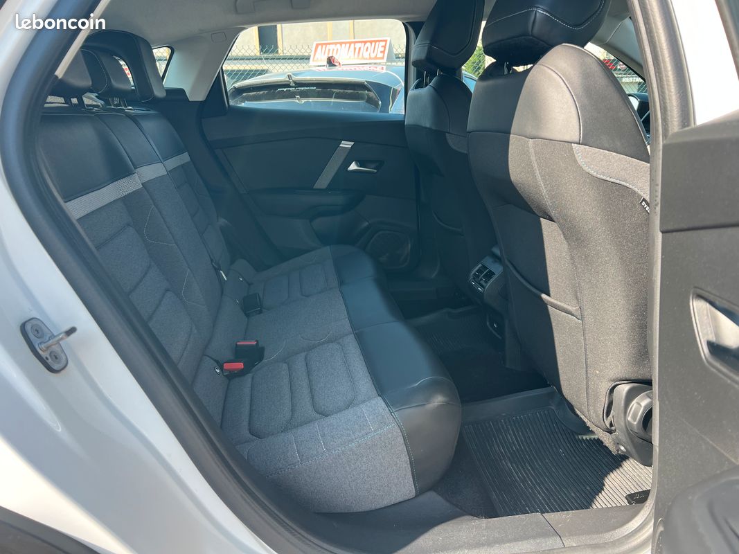 Citroën c4 bluehdi 130ch eat8 feel pack 116000 km (1ere main) (image 8)