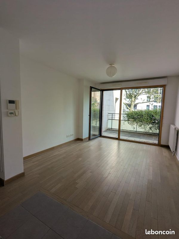 Appartement 1 pièce 27 m² · à Les Lilas · 27 m² · 204 000 €