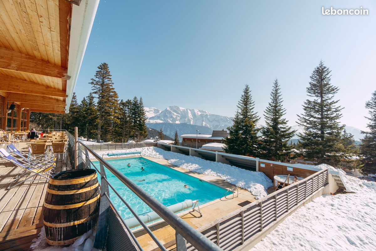 Appartement 38m² 6 personnes au pied des pistes avec piscine chauffée (image 1)
