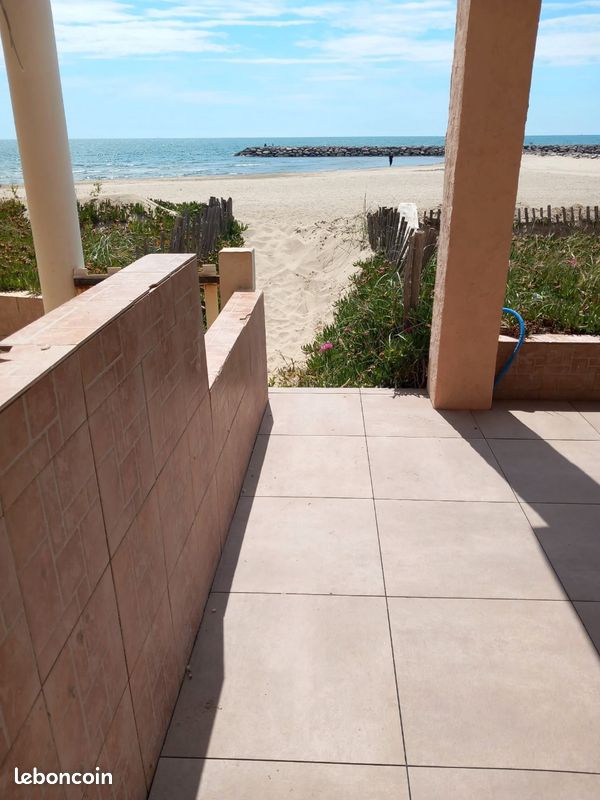đïž Location saisonniĂšre Ă©tĂ© 2026 â T3 pieds dans lâeau Ă Carnon â AccĂšs privĂ© plage (image 3)