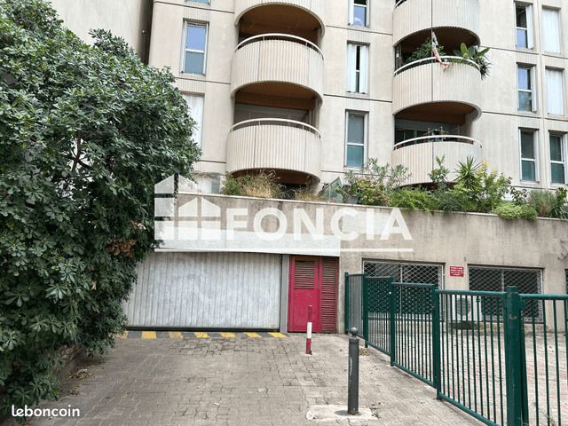 Parking Marseille · 140 €/mois