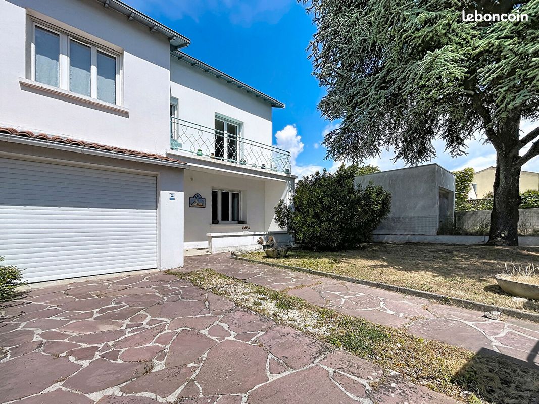 Maison 5 pièces 107 m² · à Lagord · 107 m² · 476 500 €
