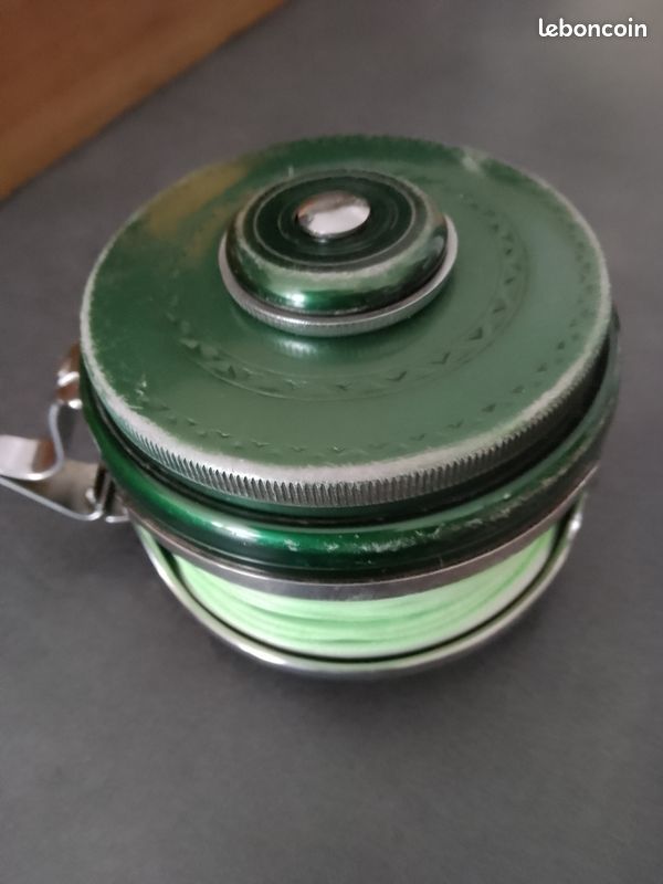 Ancien Shakespeare OK automatique n° Moulinet de pêche à la mouche vert