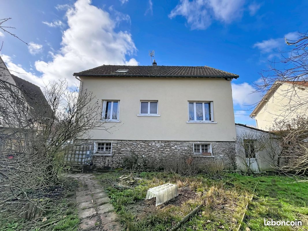 Maison 5 pièces 109 m² · à Dourdan · 109 m² · 245 000 €