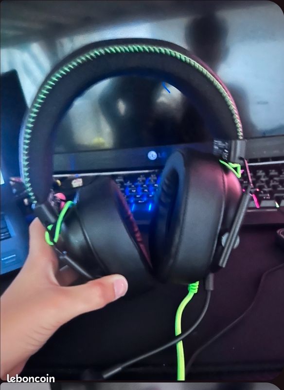 Un casque rgb (image 1)