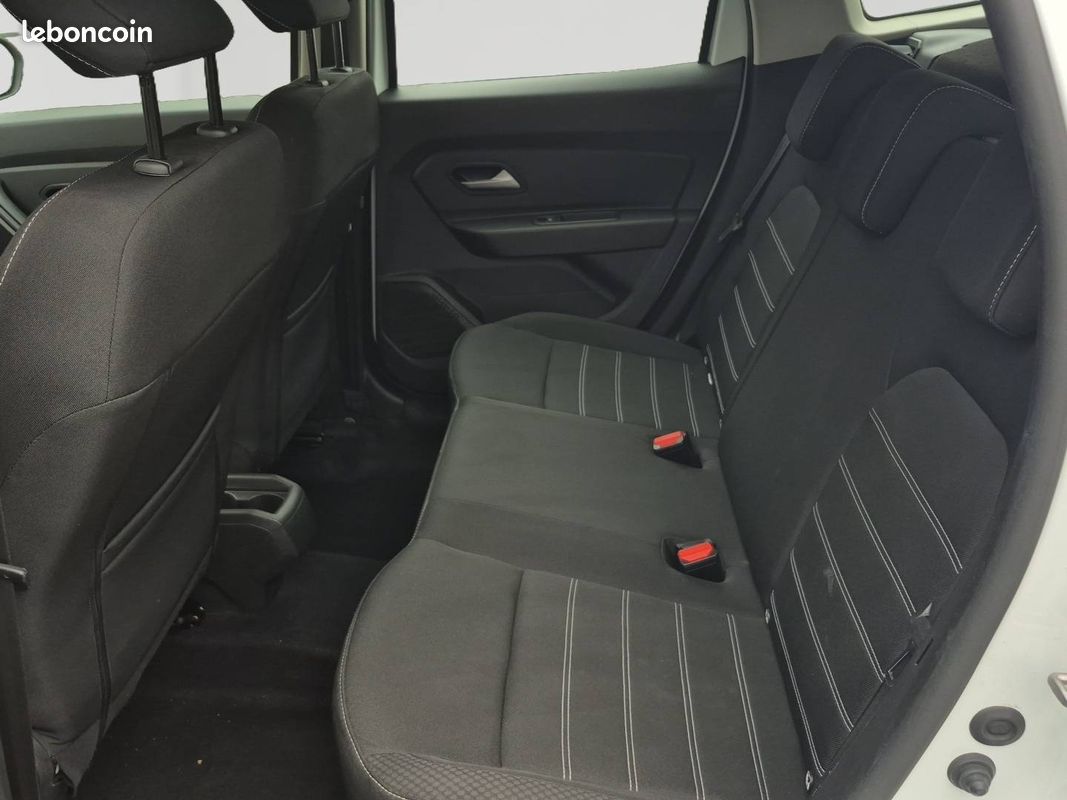 DACIA Duster TCe 150 4x2 EDC Expression (image 10)