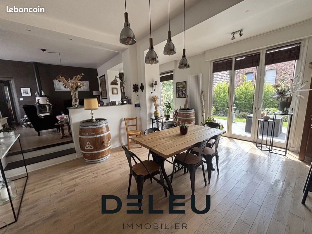 Maison 6 pièces 173 m² · à Linselles · 173 m² · 588 000 €
