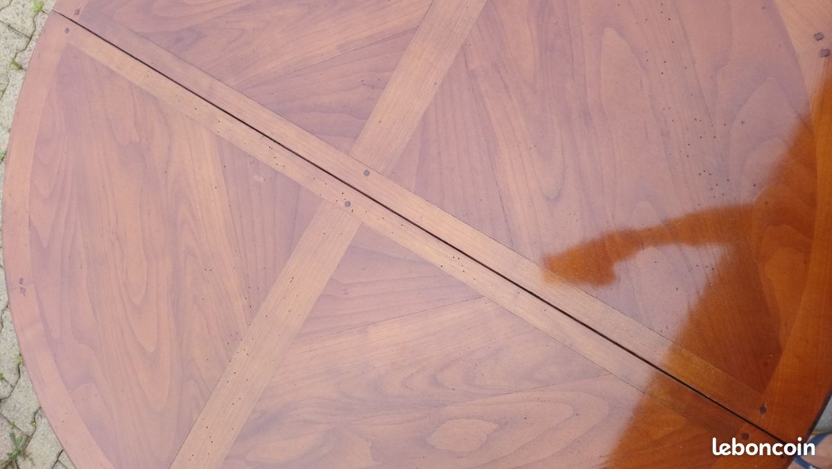 Table de salon en merisier (image 3)