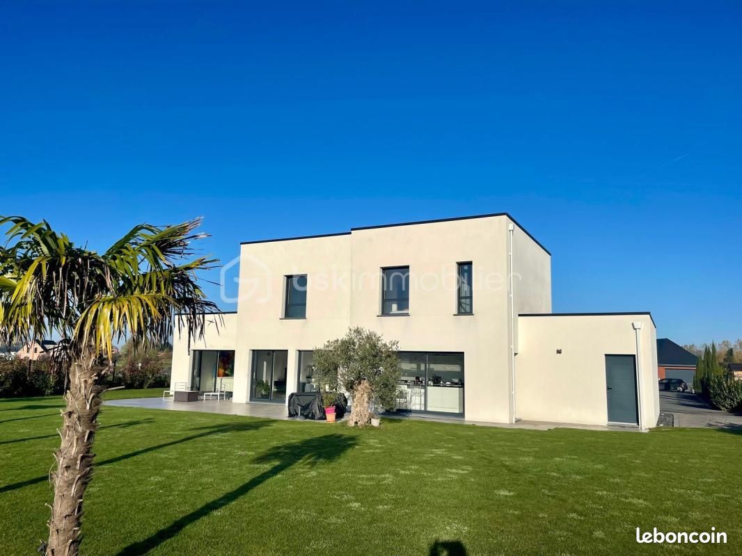 Maison 7 pièces 178 m² · à Mérignies · 178 m² · 1 010 000 €