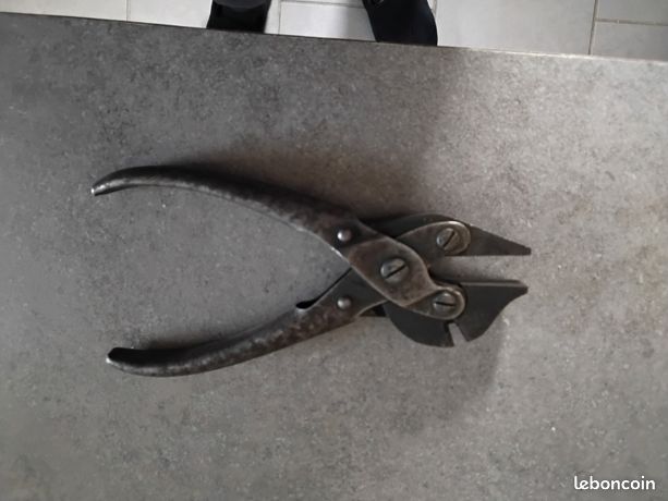 Fourche et pince pour balles d'occasion à vendre - France